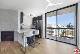 7320 Hawthorn Avenue 319, Los Angeles, CA 90046