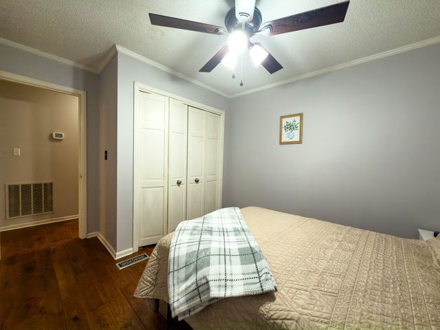 1717 N Friendship Road, Paducah, KY 42001