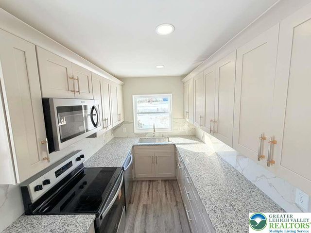 5955 Interchange Road, Towamensing Twp, PA 18235