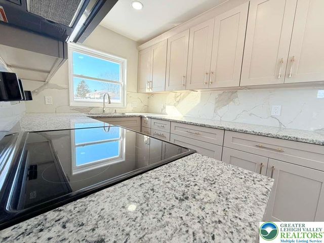 5955 Interchange Road, Towamensing Twp, PA 18235