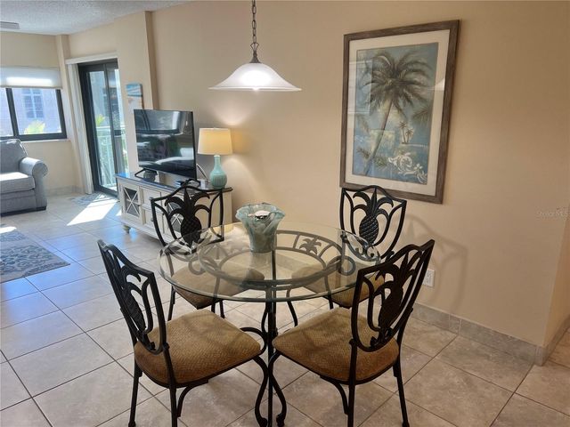 1001 POINT OF ROCKS ROAD 310, Sarasota, FL 34242