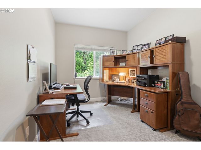 1090 N 26TH Ter, Cornelius, OR 97113