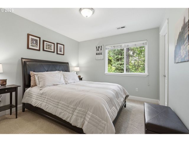 1090 N 26TH Ter, Cornelius, OR 97113