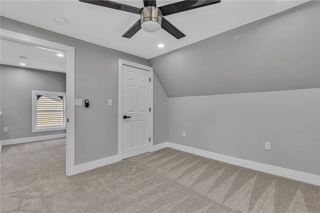 319 Suncrest St, Knoxville, PA 15210