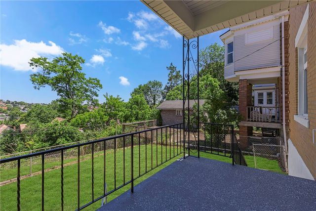 319 Suncrest St, Knoxville, PA 15210