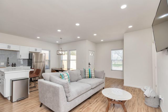 1812 Wheeler Street, Houston, TX 77004