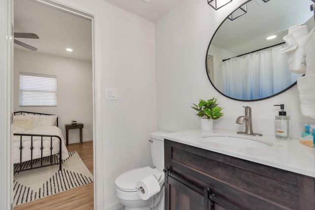 1812 Wheeler Street, Houston, TX 77004