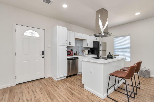 1812 Wheeler Street, Houston, TX 77004