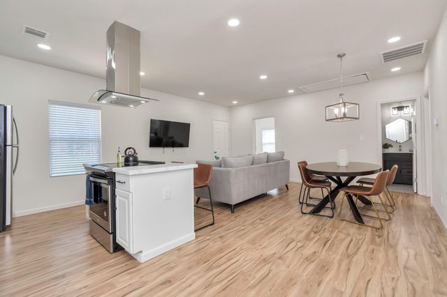 1812 Wheeler Street, Houston, TX 77004