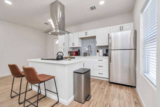 1812 Wheeler Street, Houston, TX 77004