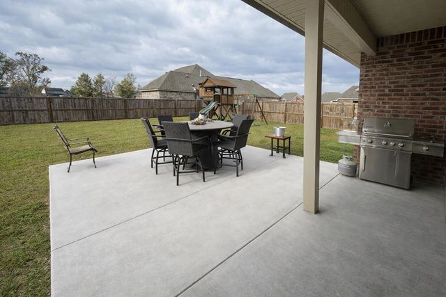 343 Modesto Drive, Houma, LA 70364