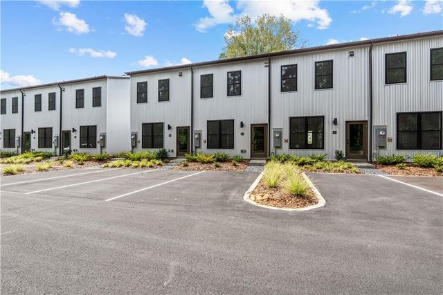659 5th Street, Fayetteville, GA 30214