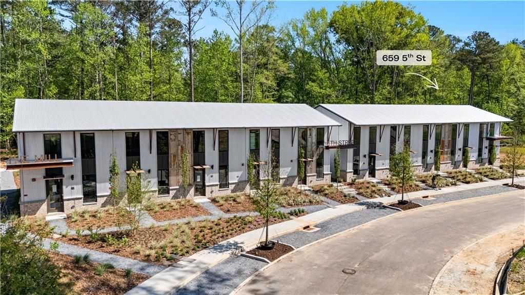 659 5th Street, Fayetteville, GA 30214