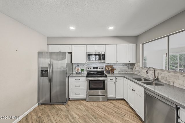 8328 E FAY Avenue, Mesa, AZ 85208