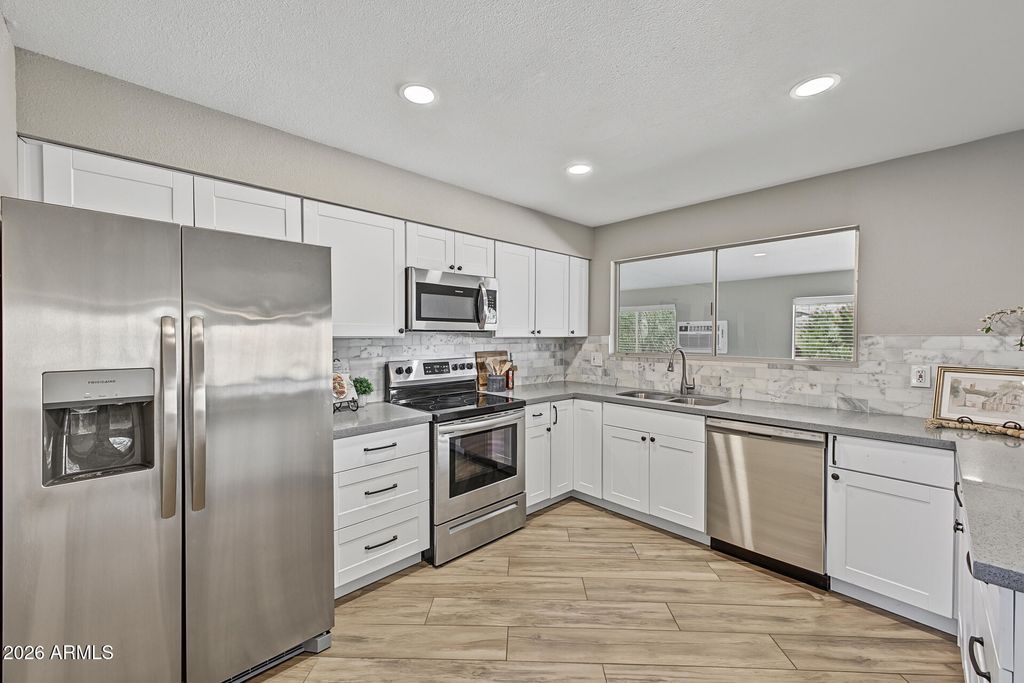 8328 E FAY Avenue, Mesa, AZ 85208 — photo 4