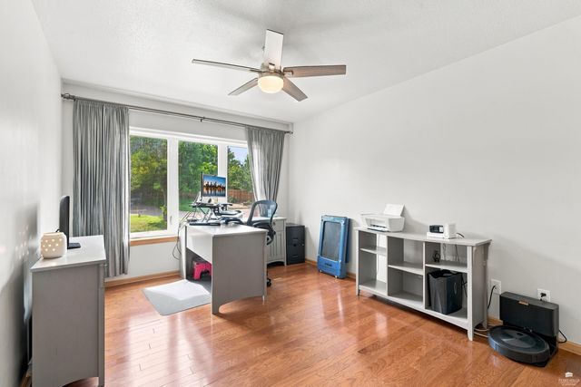 115 Harvard Place, Manhattan, KS 66503
