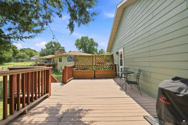 115 Harvard Place, Manhattan, KS 66503