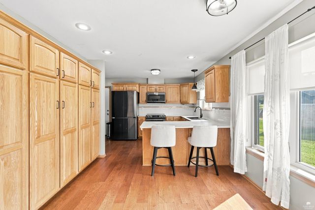 115 Harvard Place, Manhattan, KS 66503