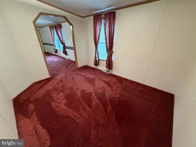 215 PHEASANT RIDGE CIR, Lancaster, PA 17603
