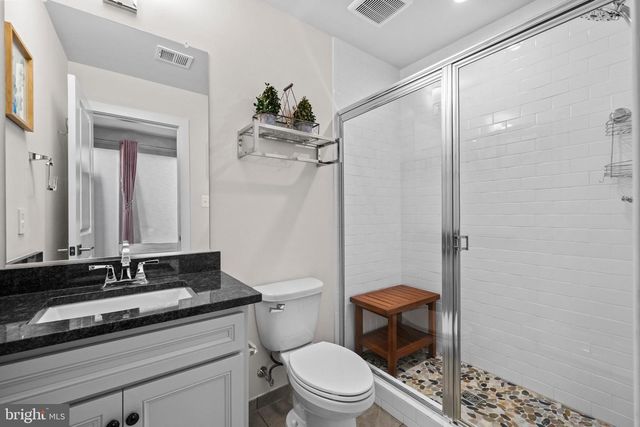 5100 OAKMOORE DR, Rockville, MD 20852