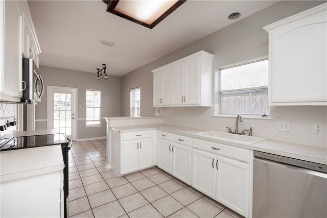 5109 Graford Pl, Corpus Christi, TX 78413