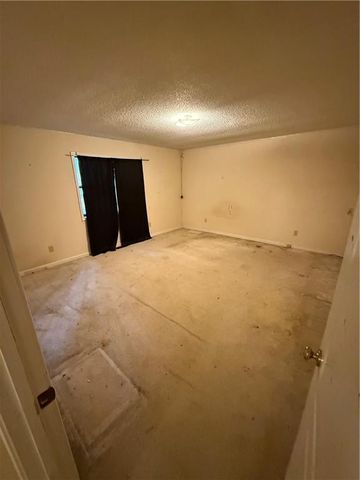 202 Crabapple Lane, Powder Springs, GA 30127