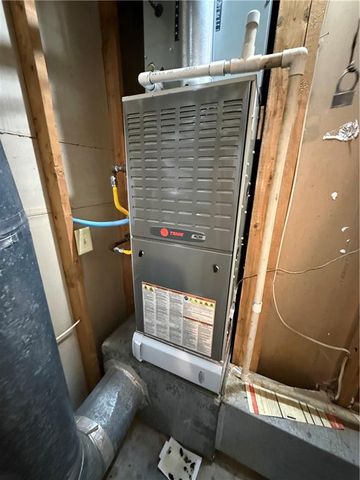 202 Crabapple Lane, Powder Springs, GA 30127