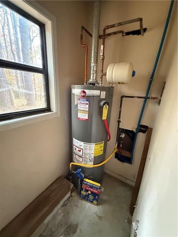 202 Crabapple Lane, Powder Springs, GA 30127