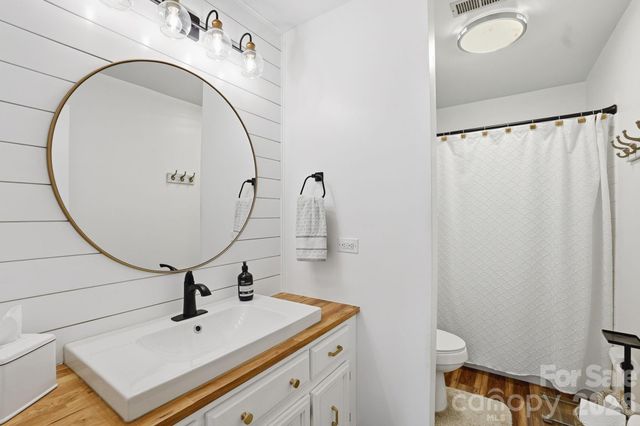 19 King Haigler Chase Street, Lake Wylie, SC 29710