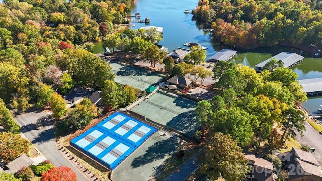 19 King Haigler Chase Street, Lake Wylie, SC 29710