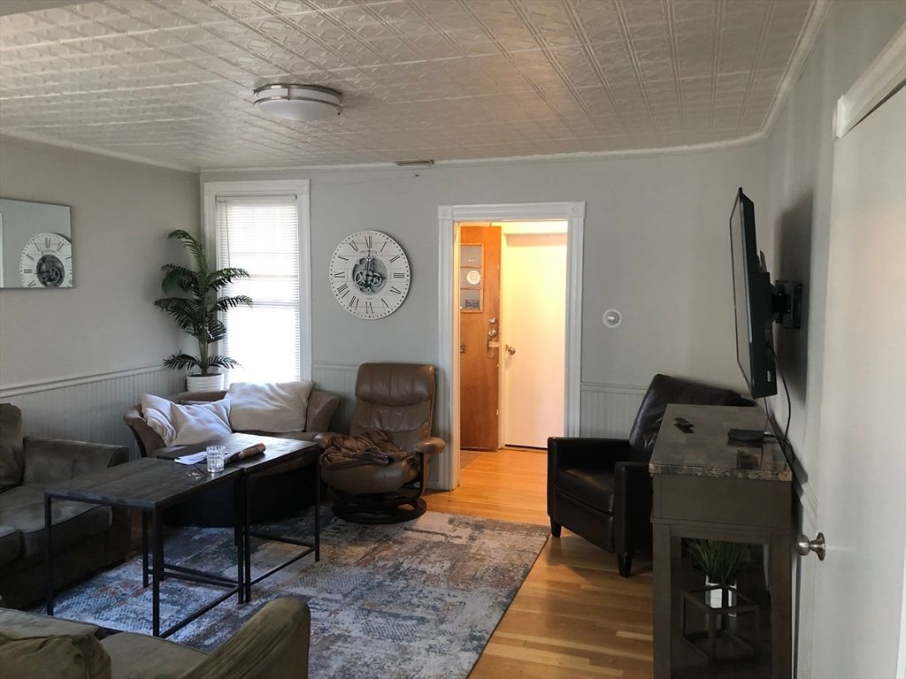 80 F Street, Boston, MA 02127