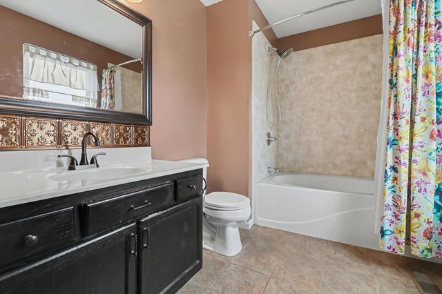 1164 Donner Drive, Florence, KY 41042