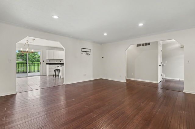 1164 Donner Drive, Florence, KY 41042