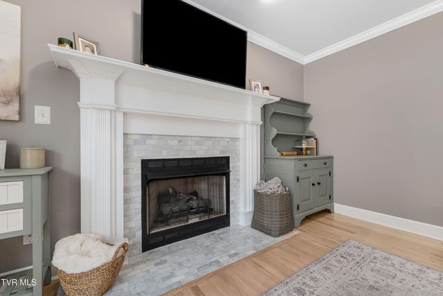 1030 Estate Drive, Johnson City, TN 37604