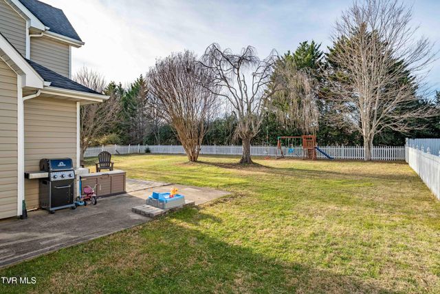 1030 Estate Drive, Johnson City, TN 37604