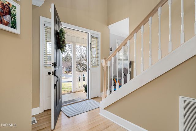 1030 Estate Drive, Johnson City, TN 37604