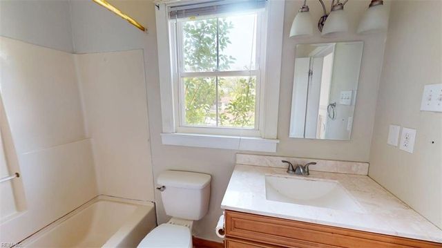 1136 Jackson AVE, Chesapeake, VA 23324