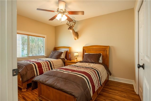 1549 S Commercial St 8, Aransas Pass, TX 78336