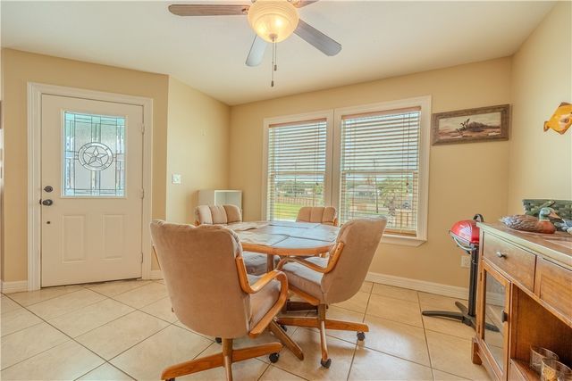 1549 S Commercial St 8, Aransas Pass, TX 78336