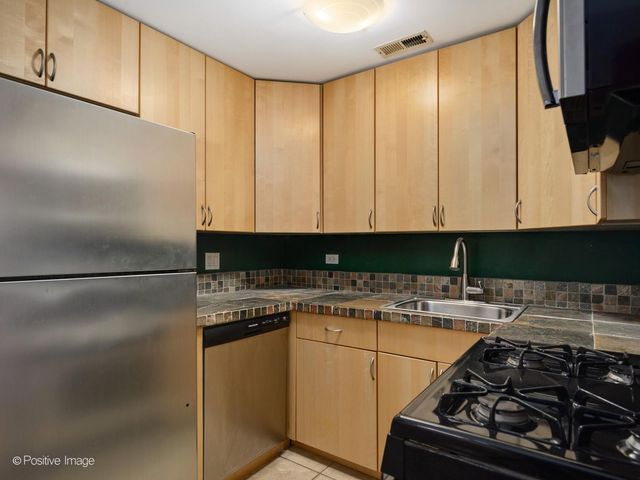 4754 N DOVER Street 1E, Chicago, IL 60640