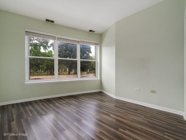4754 N DOVER Street 1E, Chicago, IL 60640