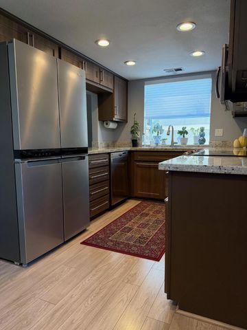 1015 Warburton Avenue, Santa Clara, CA 95050