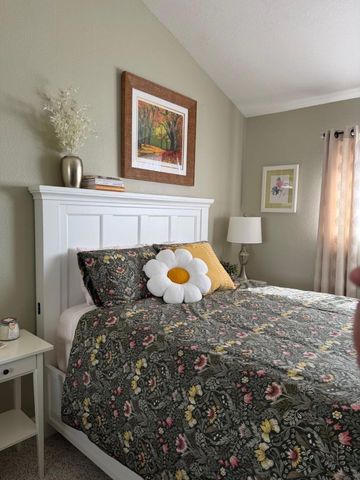 1015 Warburton Avenue, Santa Clara, CA 95050