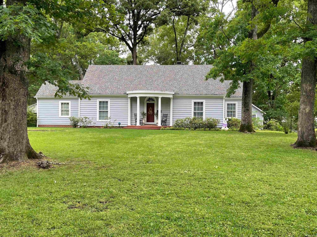 2130 N Calion Road, El Dorado, AR 71730