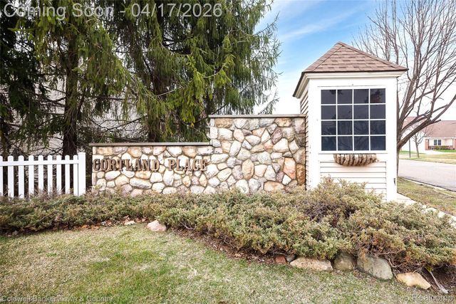 6667 Cortland Avenue 56, Genoa Township, MI 48114