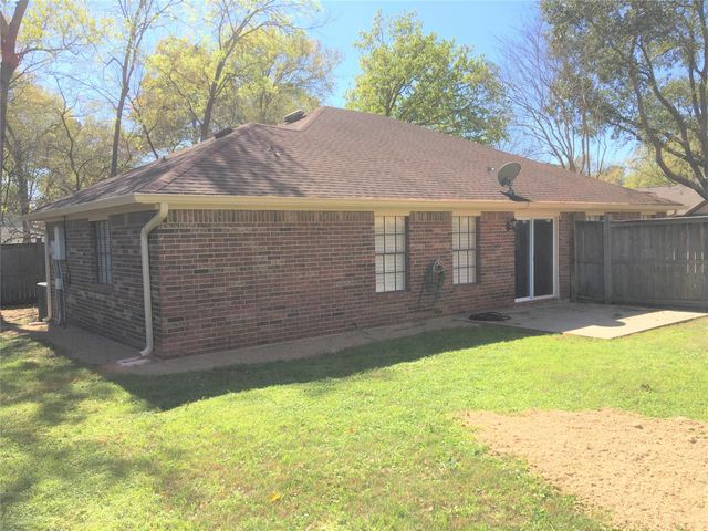 12944 Orion Court E, Willis, TX 77318