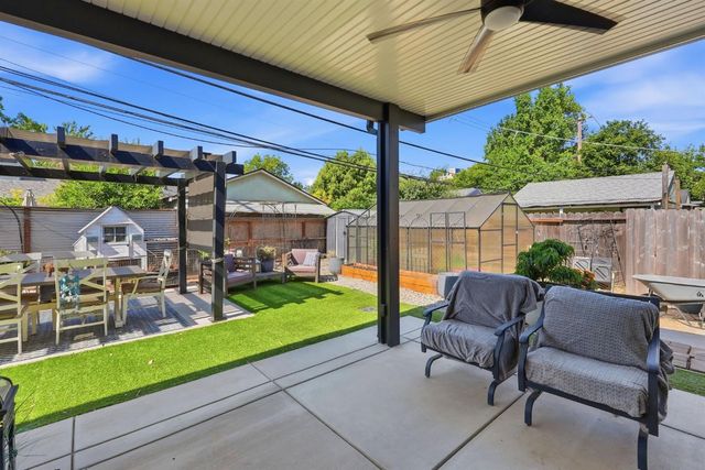 2172 7th Ave, Sacramento, CA 95818
