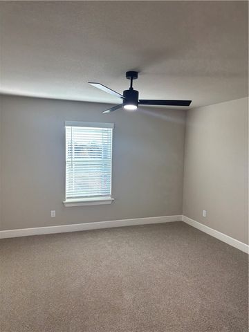 3105 SW Lovely Lane, Bentonville, AR 72713