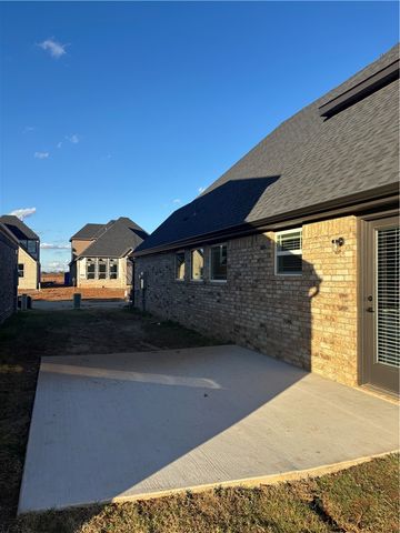 3105 SW Lovely Lane, Bentonville, AR 72713