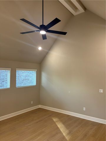 3105 SW Lovely Lane, Bentonville, AR 72713